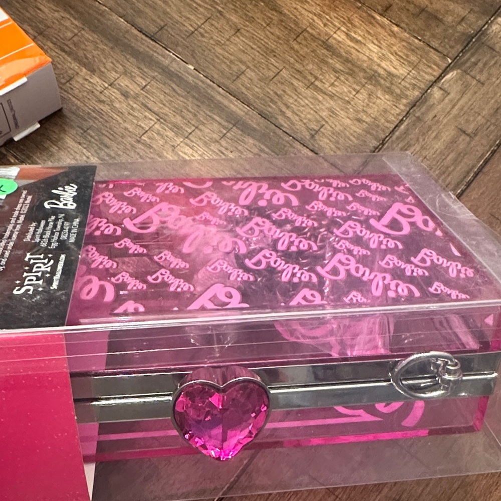 Barbie Pink purse handbag with Heart Clasp spirit Halloween new